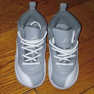 Jordan 12 Retro 9c white, cool grey